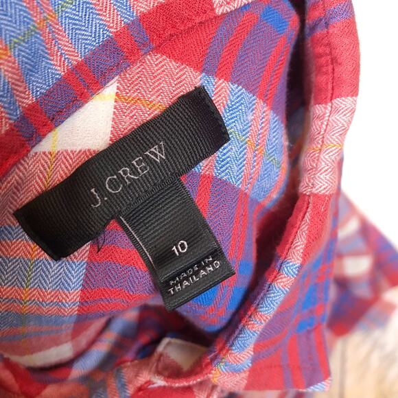 J. Crew Women's Shrunken‎ Boy Shirt Collar in Red Weekend Plaid Size 10 - Picture 3 of 5
